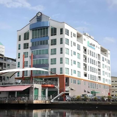 Plaza Sutera Biru Hotel Kuala Belait Exteriér fotografie