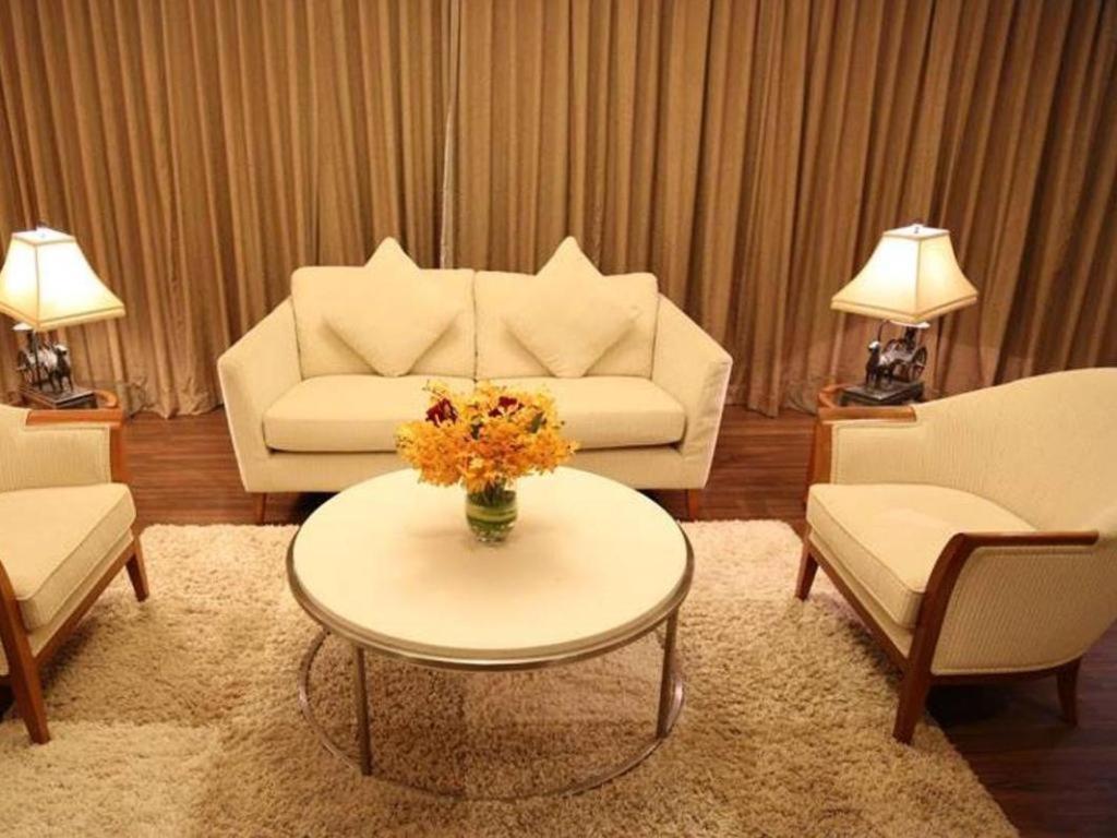Plaza Sutera Biru Hotel Kuala Belait Exteriér fotografie