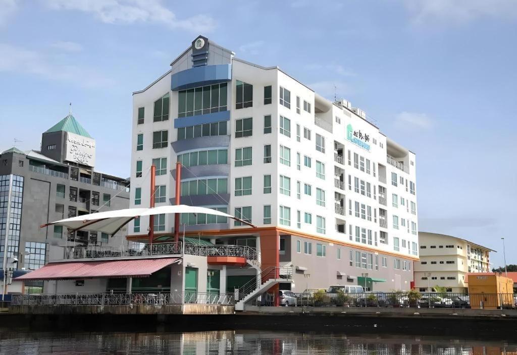 Plaza Sutera Biru Hotel Kuala Belait Exteriér fotografie