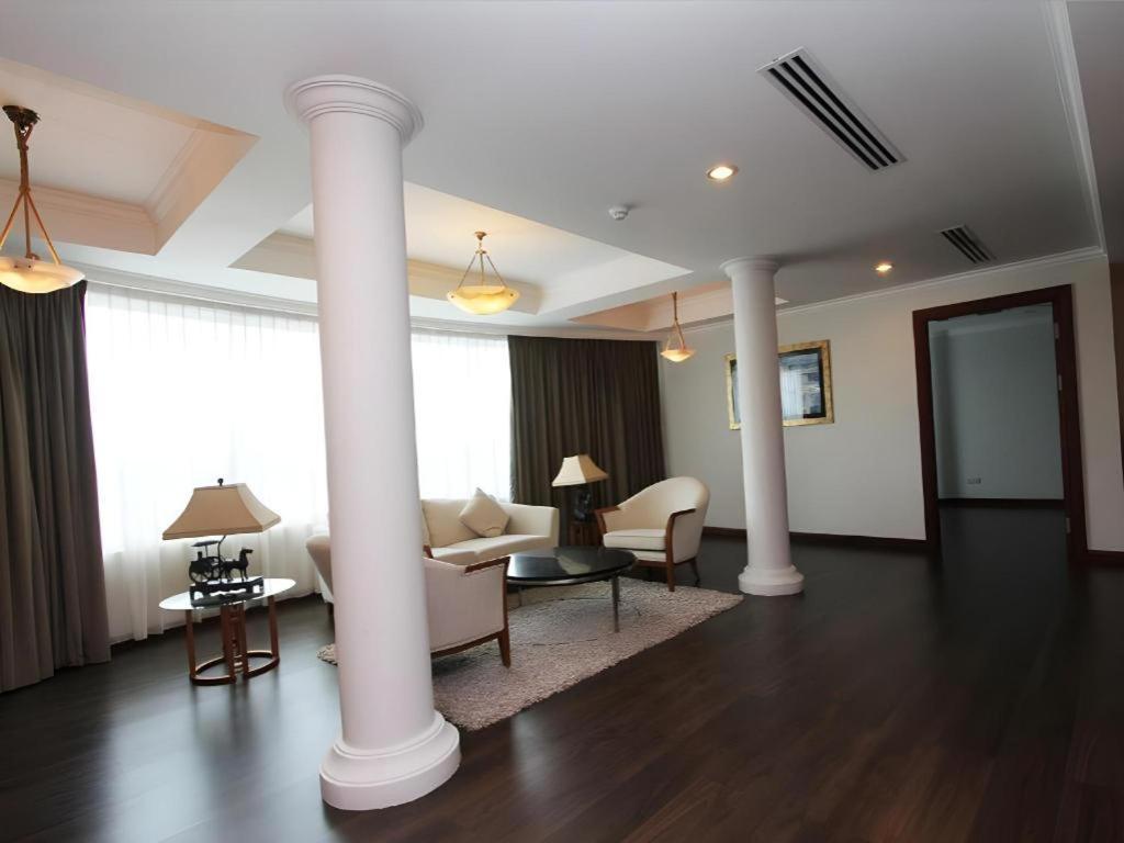 Plaza Sutera Biru Hotel Kuala Belait Exteriér fotografie