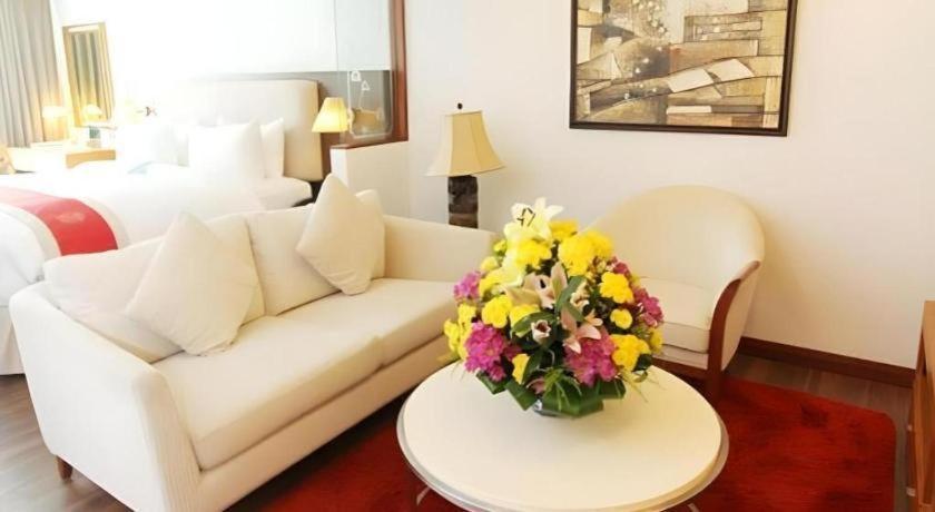 Plaza Sutera Biru Hotel Kuala Belait Exteriér fotografie