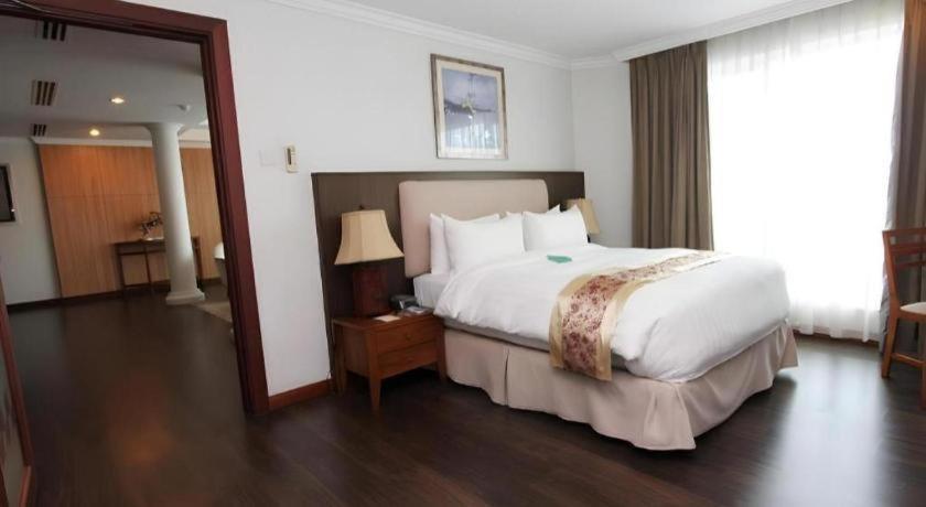Plaza Sutera Biru Hotel Kuala Belait Exteriér fotografie